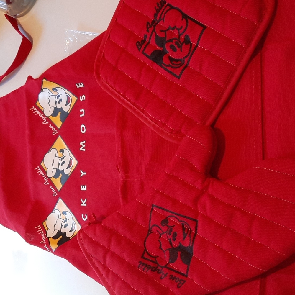 Mickey Mouse Apron set ❤